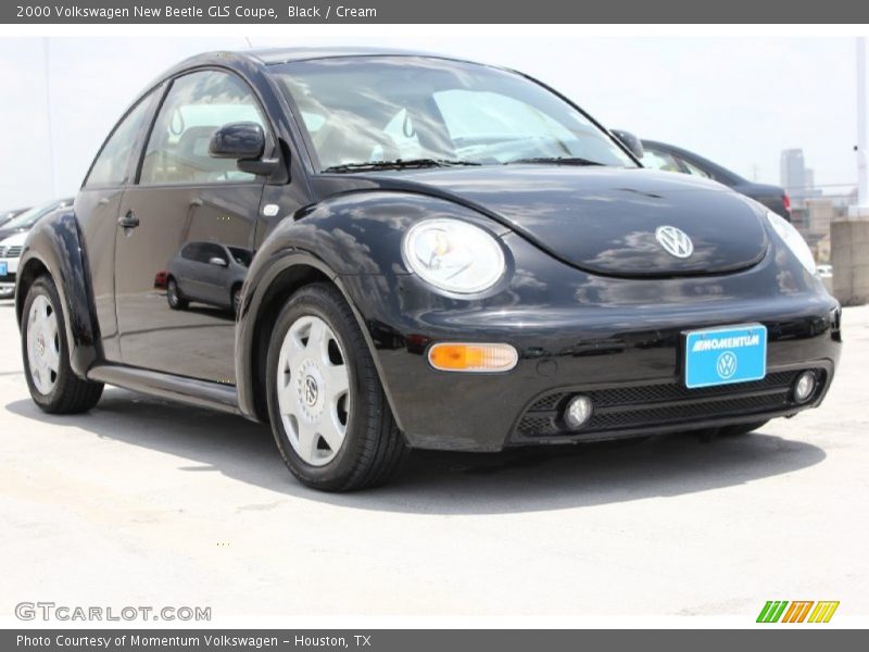 Black / Cream 2000 Volkswagen New Beetle GLS Coupe