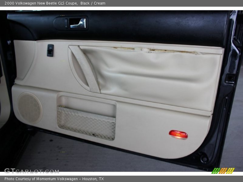 Black / Cream 2000 Volkswagen New Beetle GLS Coupe