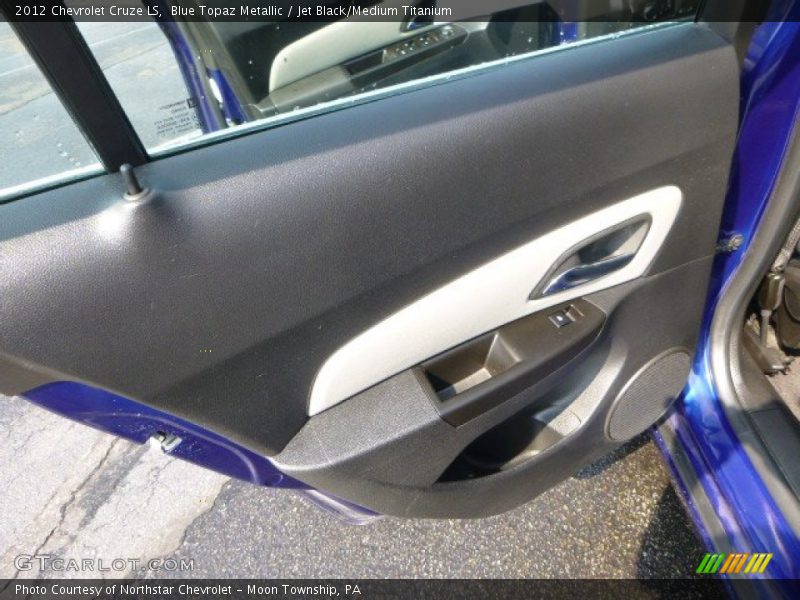 Blue Topaz Metallic / Jet Black/Medium Titanium 2012 Chevrolet Cruze LS