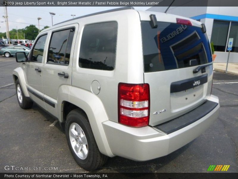 Bright Silver Metallic / Pastel Pebble Beige Mckinley Leather 2009 Jeep Liberty Sport 4x4