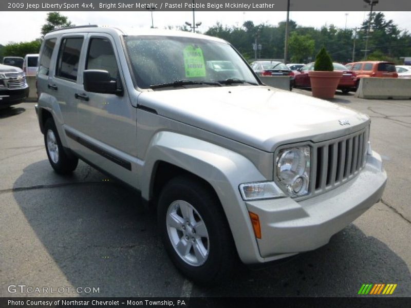 Bright Silver Metallic / Pastel Pebble Beige Mckinley Leather 2009 Jeep Liberty Sport 4x4