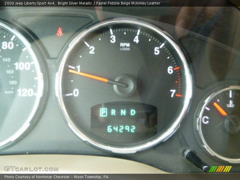 Bright Silver Metallic / Pastel Pebble Beige Mckinley Leather 2009 Jeep Liberty Sport 4x4