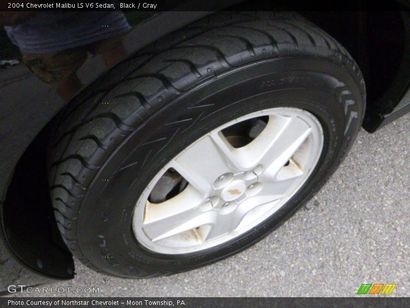 Black / Gray 2004 Chevrolet Malibu LS V6 Sedan
