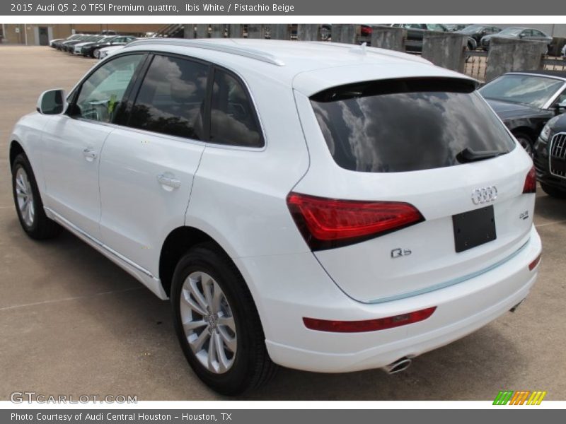 Ibis White / Pistachio Beige 2015 Audi Q5 2.0 TFSI Premium quattro