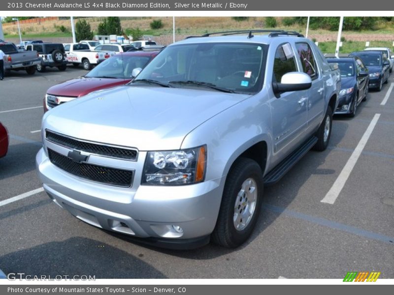 Silver Ice Metallic / Ebony 2013 Chevrolet Avalanche LS 4x4 Black Diamond Edition