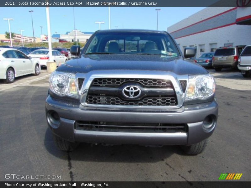 Magnetic Gray Metallic / Graphite Gray 2011 Toyota Tacoma SR5 Access Cab 4x4