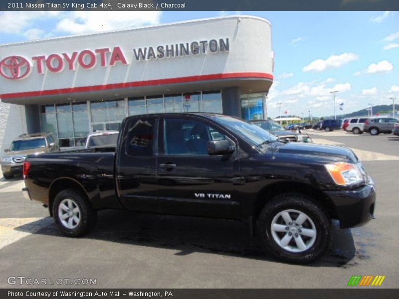 Galaxy Black / Charcoal 2011 Nissan Titan SV King Cab 4x4