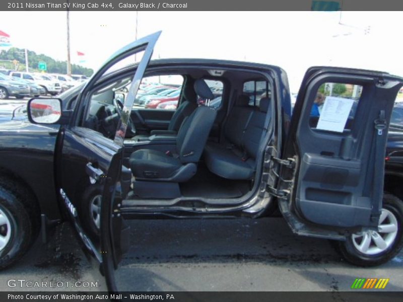 Galaxy Black / Charcoal 2011 Nissan Titan SV King Cab 4x4