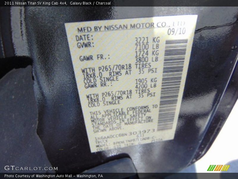 Galaxy Black / Charcoal 2011 Nissan Titan SV King Cab 4x4