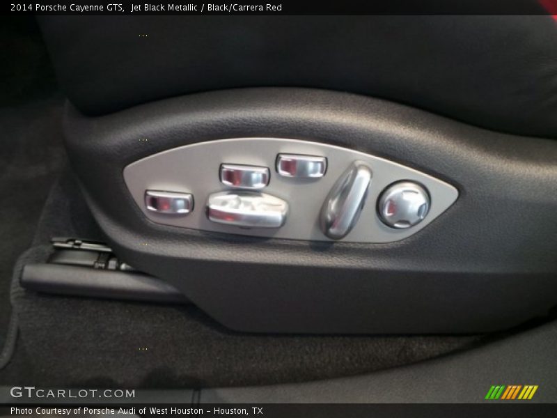 Controls of 2014 Cayenne GTS