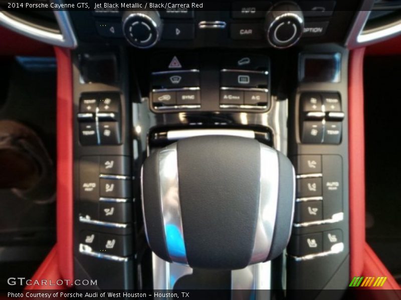 Controls of 2014 Cayenne GTS