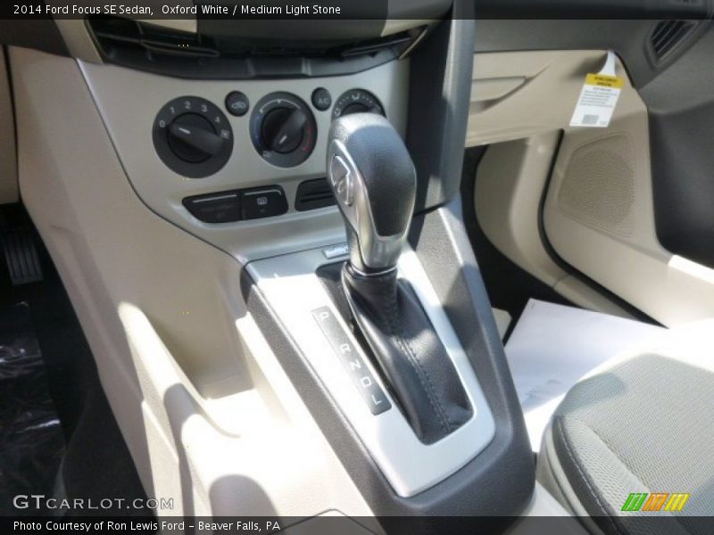 Oxford White / Medium Light Stone 2014 Ford Focus SE Sedan
