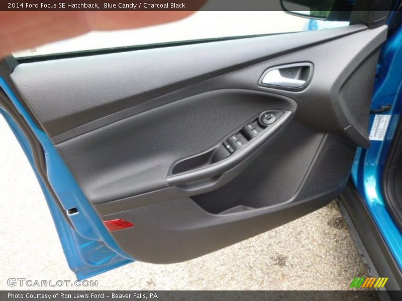Blue Candy / Charcoal Black 2014 Ford Focus SE Hatchback