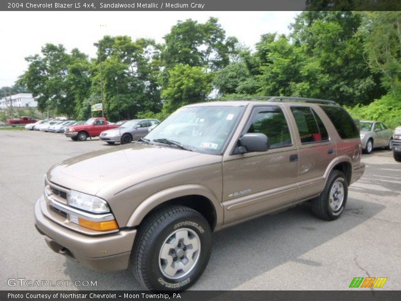 Sandalwood Metallic / Medium Gray 2004 Chevrolet Blazer LS 4x4
