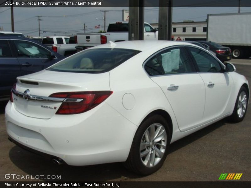 Summit White / Light Neutral 2014 Buick Regal FWD