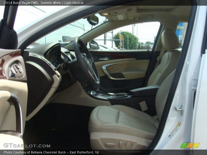 Summit White / Light Neutral 2014 Buick Regal FWD