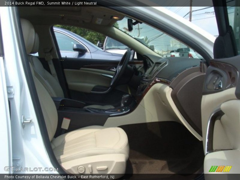 Summit White / Light Neutral 2014 Buick Regal FWD