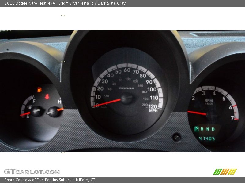 Bright Silver Metallic / Dark Slate Gray 2011 Dodge Nitro Heat 4x4