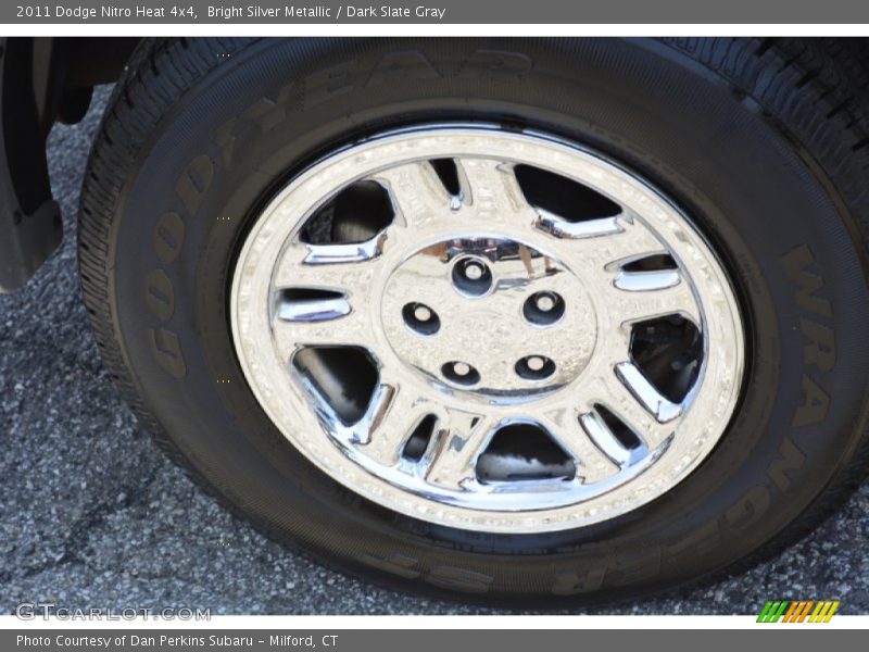 Bright Silver Metallic / Dark Slate Gray 2011 Dodge Nitro Heat 4x4