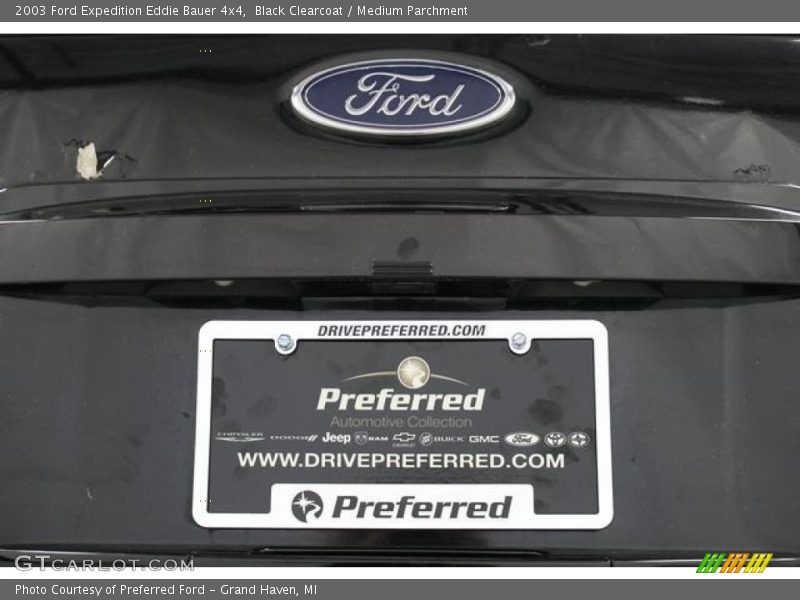 Black Clearcoat / Medium Parchment 2003 Ford Expedition Eddie Bauer 4x4
