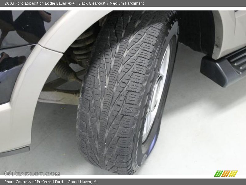 Black Clearcoat / Medium Parchment 2003 Ford Expedition Eddie Bauer 4x4