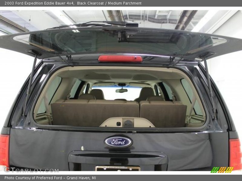 Black Clearcoat / Medium Parchment 2003 Ford Expedition Eddie Bauer 4x4