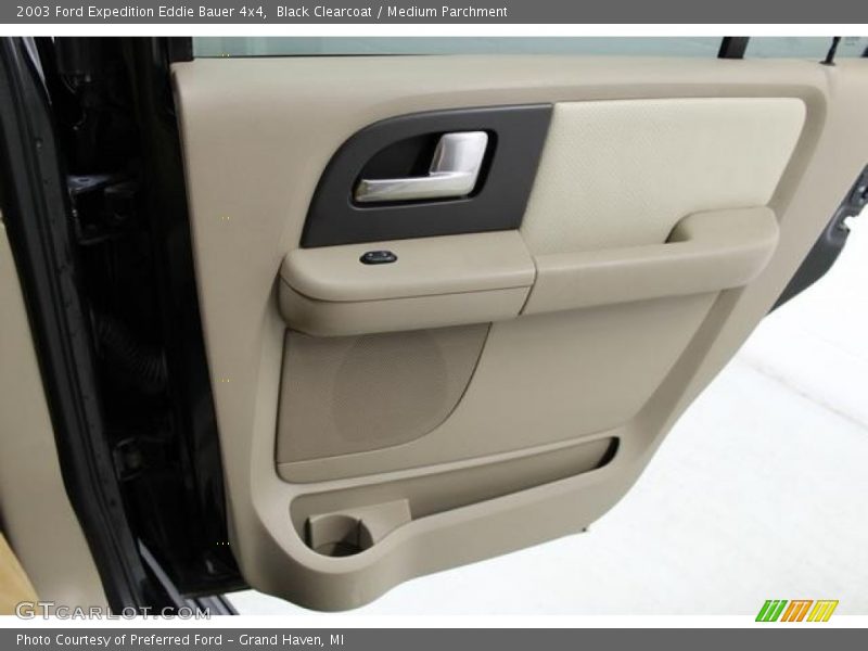 Black Clearcoat / Medium Parchment 2003 Ford Expedition Eddie Bauer 4x4