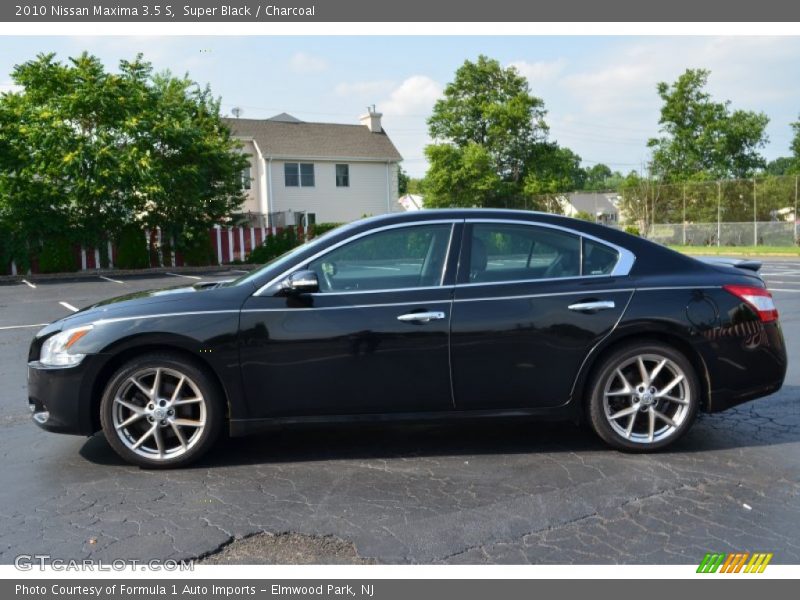 Super Black / Charcoal 2010 Nissan Maxima 3.5 S