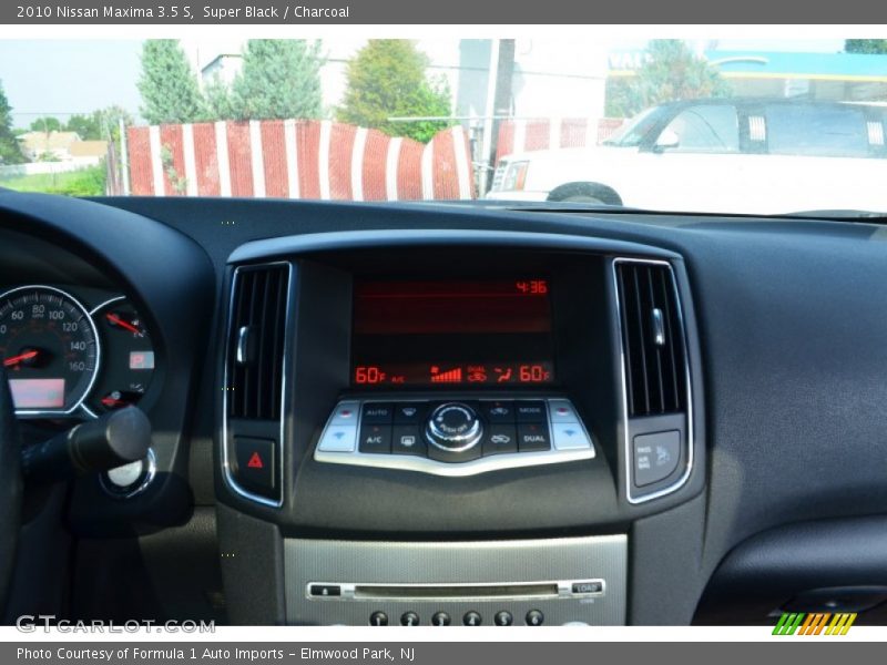 Super Black / Charcoal 2010 Nissan Maxima 3.5 S