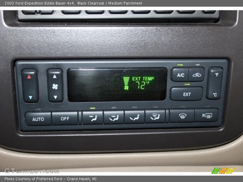Black Clearcoat / Medium Parchment 2003 Ford Expedition Eddie Bauer 4x4