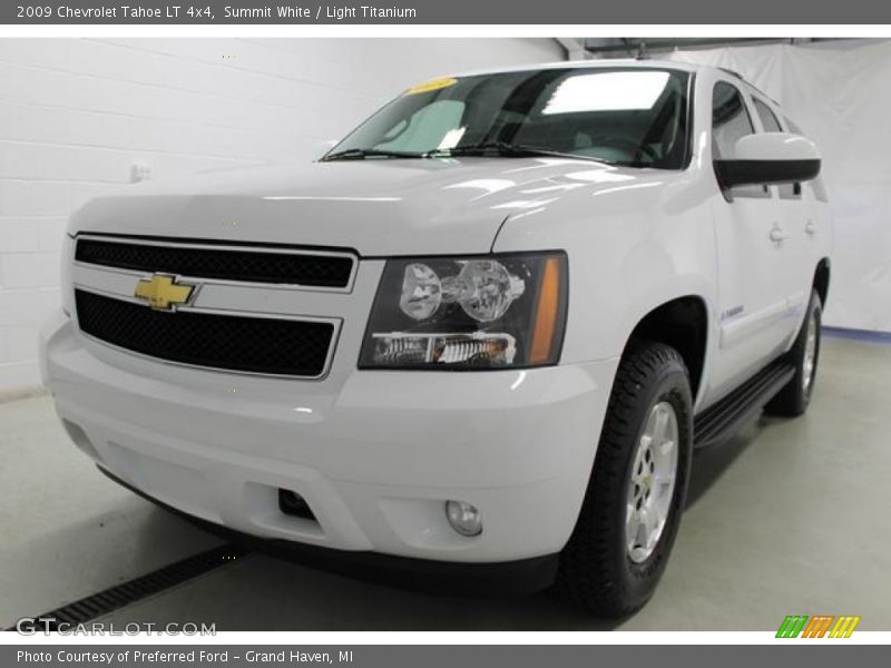 Summit White / Light Titanium 2009 Chevrolet Tahoe LT 4x4