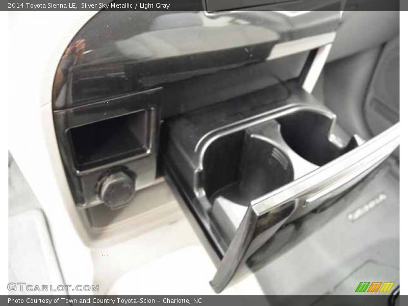 Silver Sky Metallic / Light Gray 2014 Toyota Sienna LE