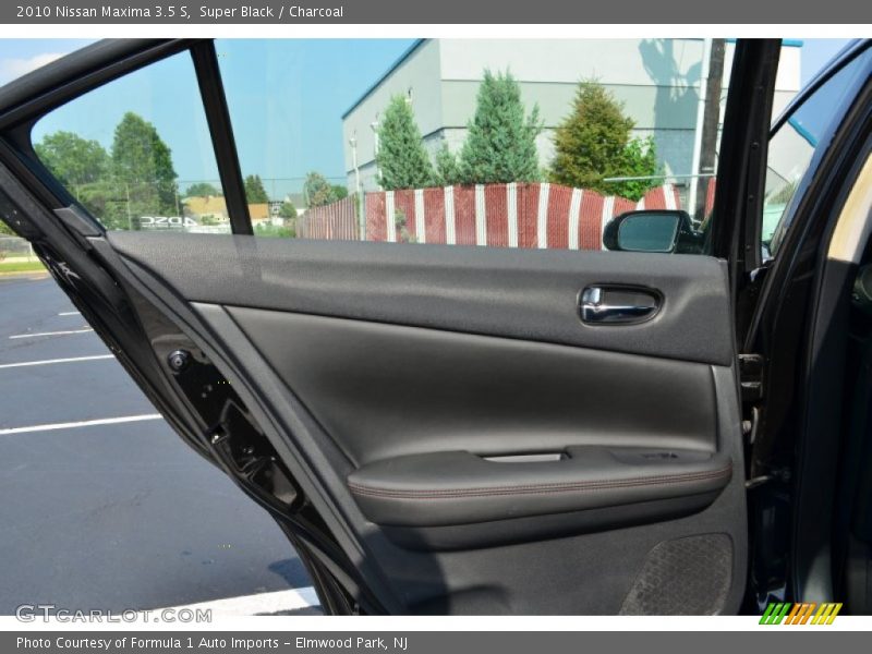 Super Black / Charcoal 2010 Nissan Maxima 3.5 S