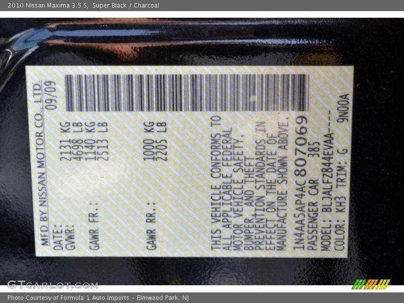 Super Black / Charcoal 2010 Nissan Maxima 3.5 S