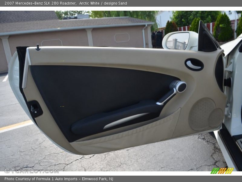 Arctic White / designo Sand 2007 Mercedes-Benz SLK 280 Roadster