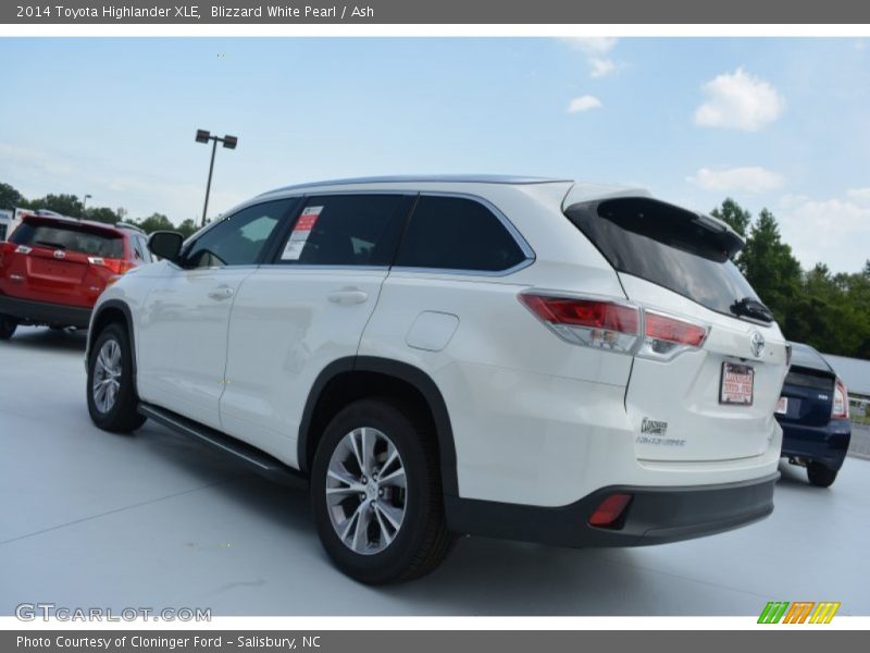 Blizzard White Pearl / Ash 2014 Toyota Highlander XLE