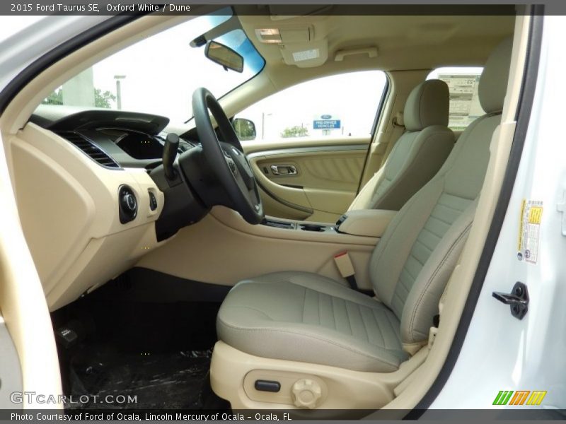  2015 Taurus SE Dune Interior