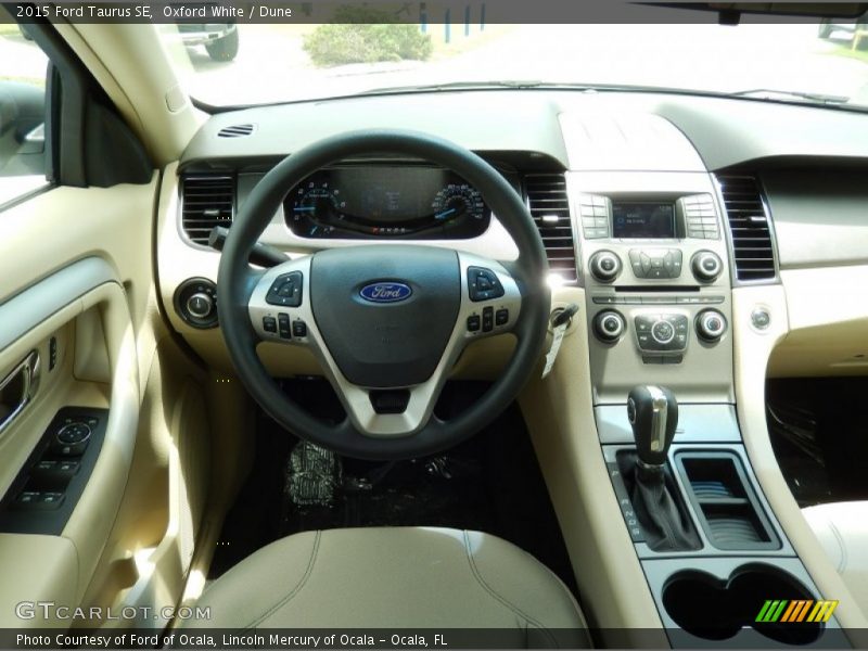 Dashboard of 2015 Taurus SE