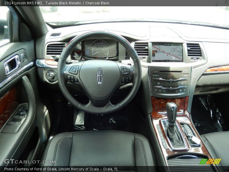 Tuxedo Black Metallic / Charcoal Black 2014 Lincoln MKS FWD