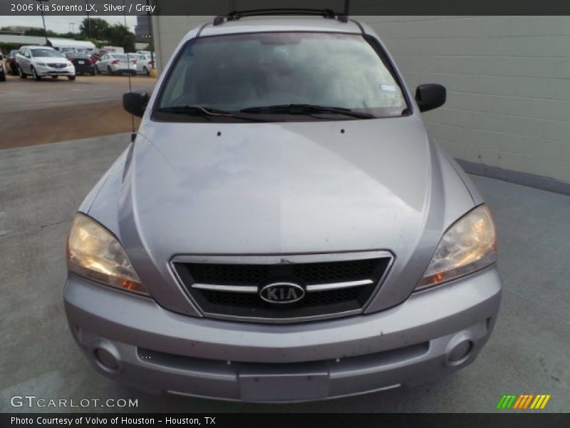 Silver / Gray 2006 Kia Sorento LX