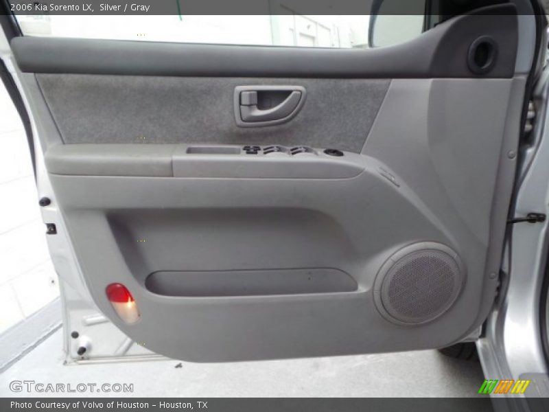 Silver / Gray 2006 Kia Sorento LX