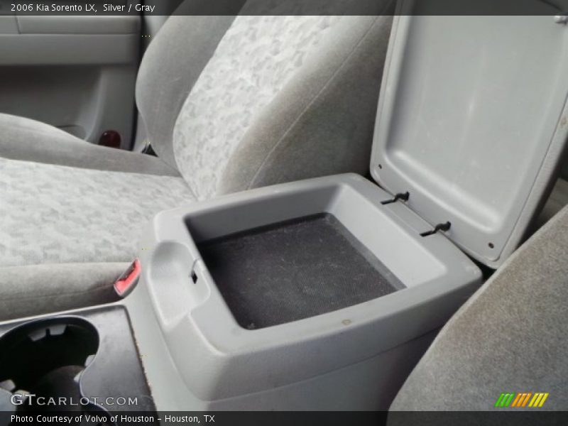 Silver / Gray 2006 Kia Sorento LX