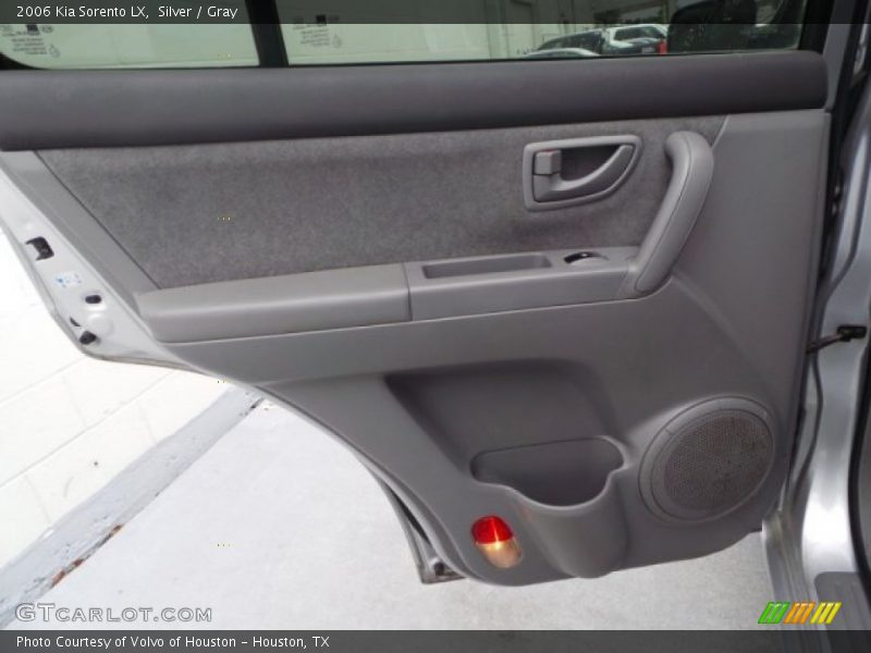 Silver / Gray 2006 Kia Sorento LX