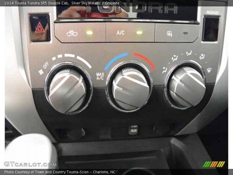 Silver Sky Metallic / Graphite 2014 Toyota Tundra SR5 Double Cab