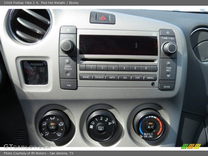 Red Hot Metallic / Ebony 2009 Pontiac Vibe 2.4