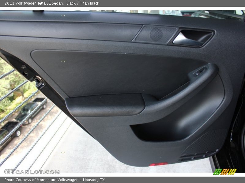 Black / Titan Black 2011 Volkswagen Jetta SE Sedan