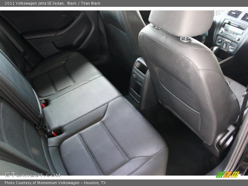 Black / Titan Black 2011 Volkswagen Jetta SE Sedan