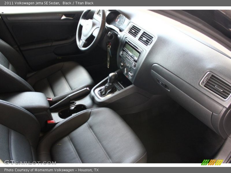 Black / Titan Black 2011 Volkswagen Jetta SE Sedan