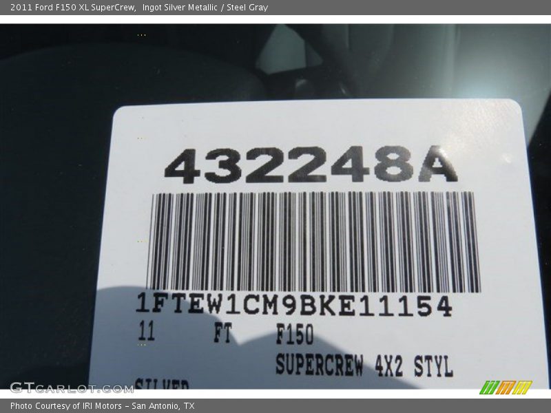 Ingot Silver Metallic / Steel Gray 2011 Ford F150 XL SuperCrew