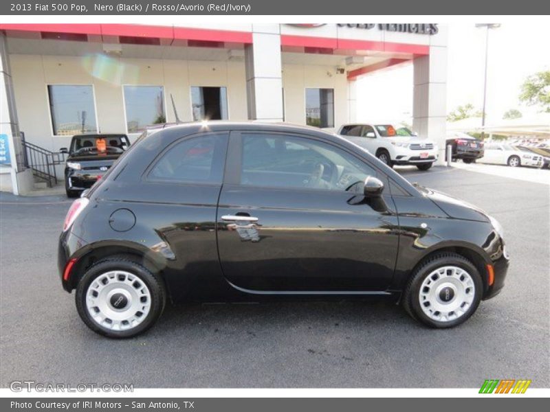 Nero (Black) / Rosso/Avorio (Red/Ivory) 2013 Fiat 500 Pop